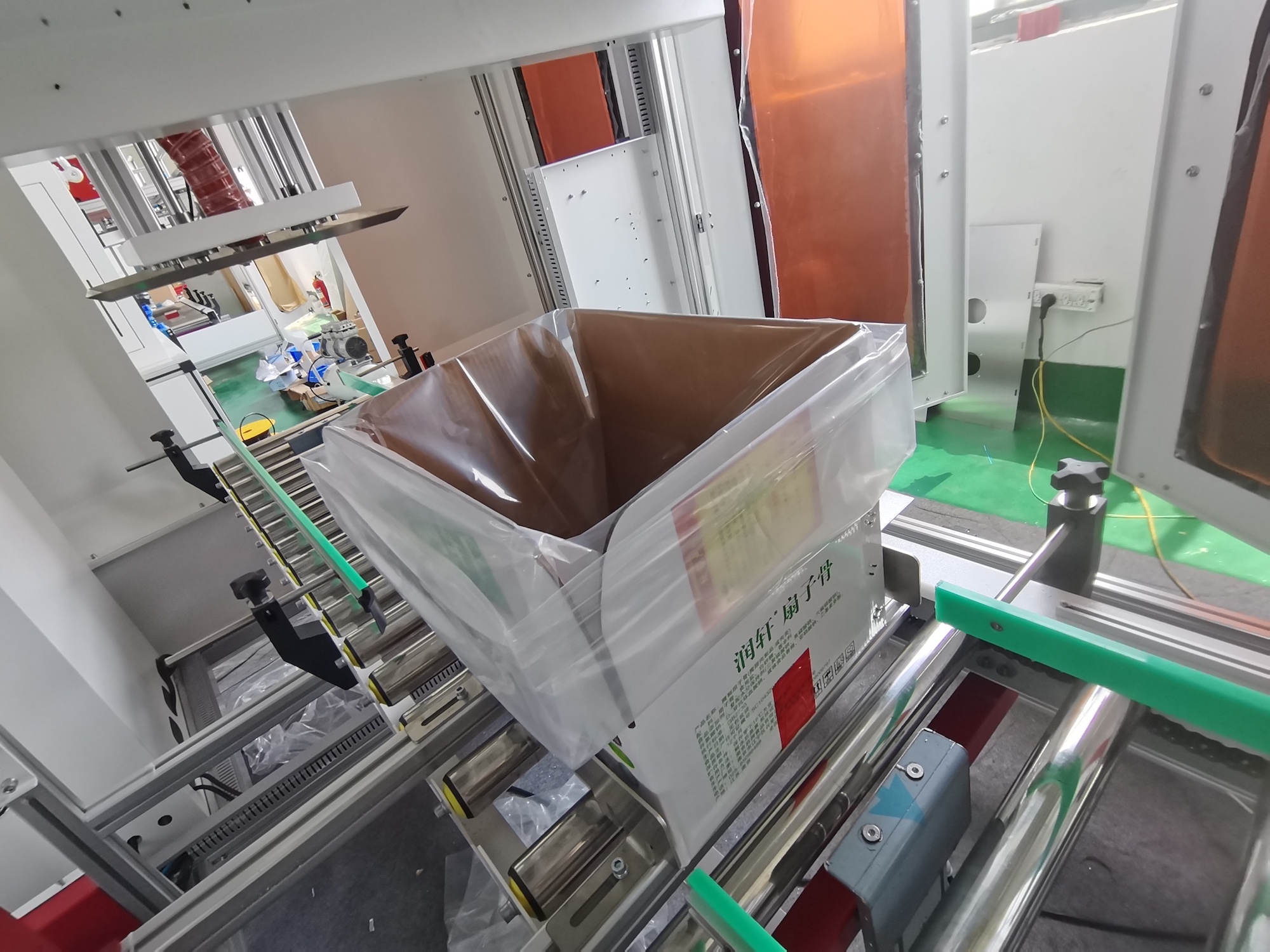 电器外套袋机-正反套袋机维修-套袋机工作原理